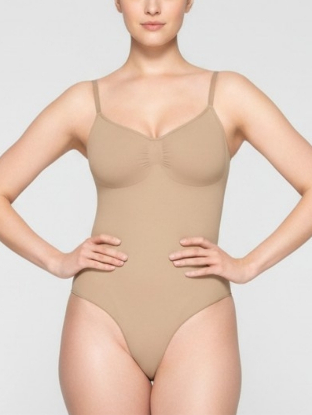SKIMS SCULPTING BODYSUIT Brief Body Shaper Tan Medium NWOT